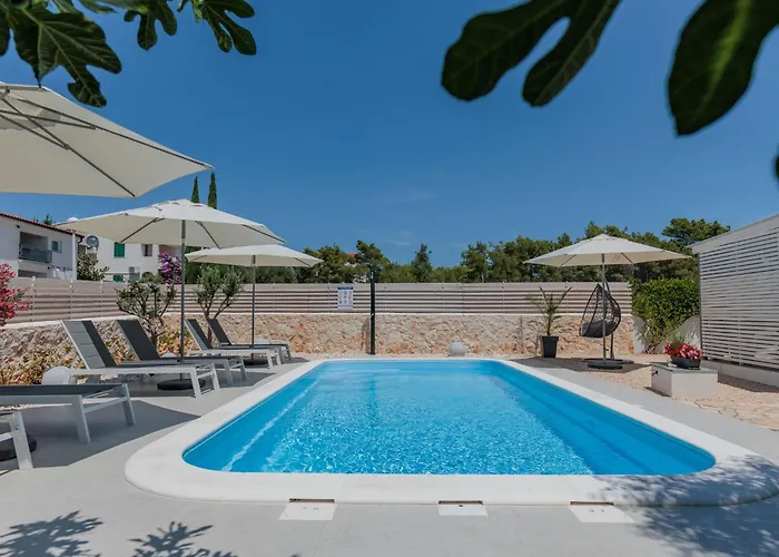 Tome-1 By Interhome Апартаменты Вир