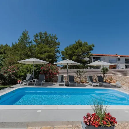 Tome-1 By Interhome Vir