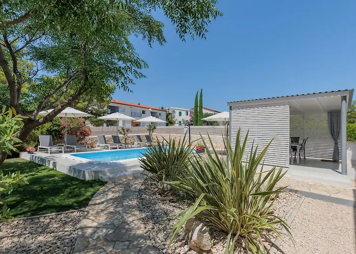 Tome-1 By Interhome Vir